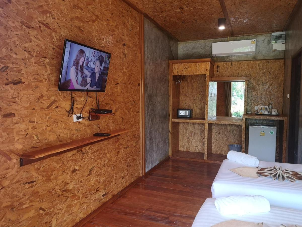 Готель Baan Check In Ко-Ланта Екстер'єр фото